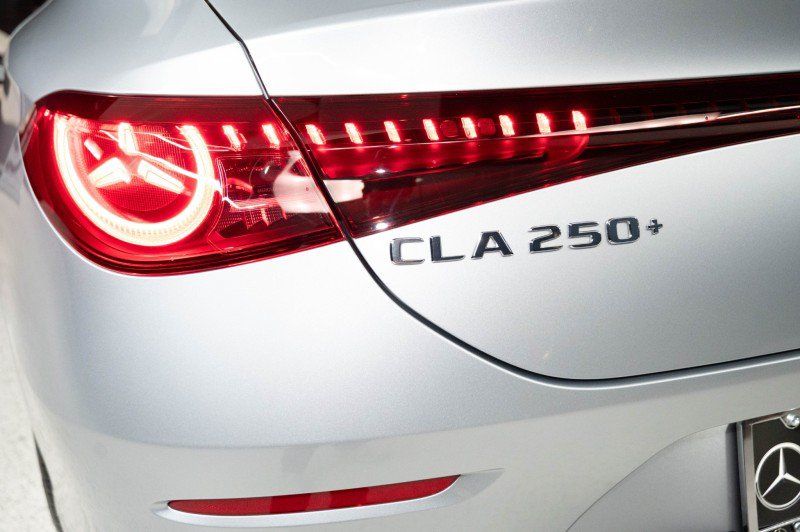New 2027 Mercedes-Benz CLA 250+ image 9