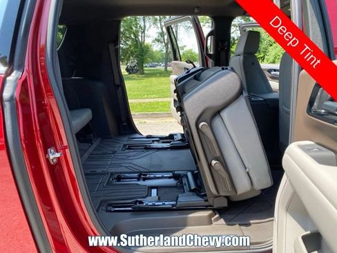 New 2026 Chevrolet Suburban LT w/ Comfort Package AWD/4WD image 46