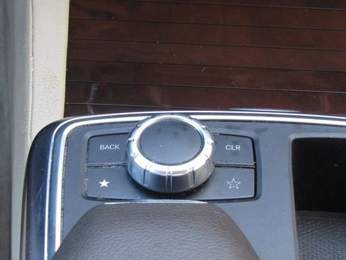 Certified 2015 Mercedes-Benz ML 350 4MATIC image 31