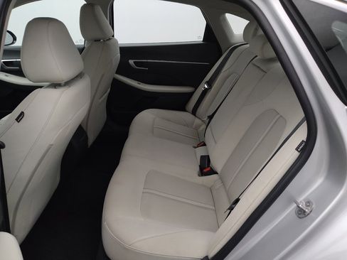 Used 2025 Hyundai Sonata SEL FWD image 18
