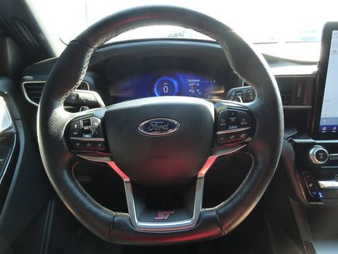 Used 2022 Ford Explorer ST w/ Equipment Group 401A AWD/4WD image 37
