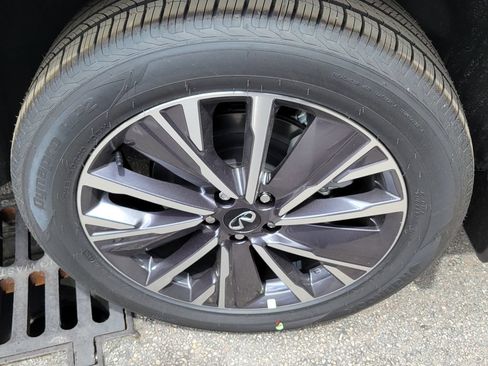 New 2027 INFINITI QX60 Luxe FWD image 7
