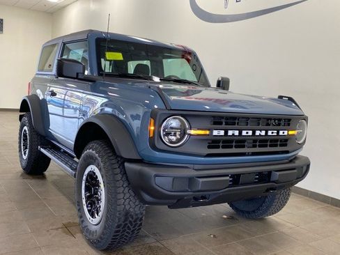New 2025 Ford Bronco 2-Door w/ Sasquatch Package image 2