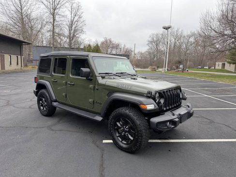 Used 2022 Jeep Wrangler Unlimited Sport AWD/4WD image 3