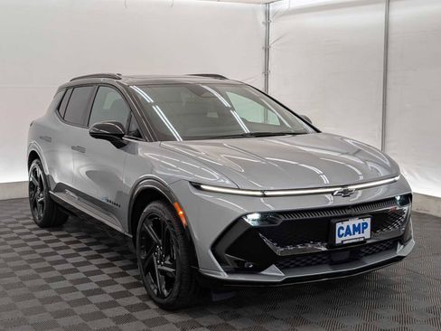 New 2026 Chevrolet Equinox EV RS image 8