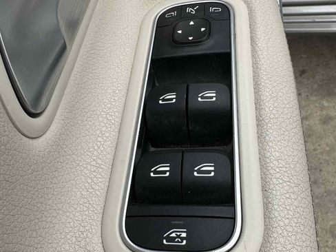 Used 2019 Mercedes-Benz A 220 4MATIC image 24