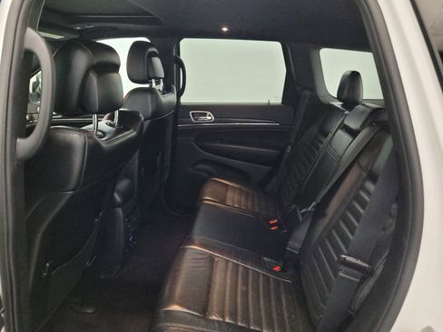 Used 2018 Jeep Grand Cherokee Limited AWD/4WD image 18