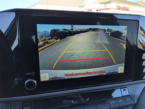 Certified 2025 Toyota Camry LE image 22