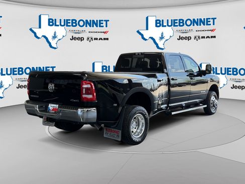 Certified 2024 RAM 3500 Laramie w/ Towing Technology Group AWD/4WD image 5