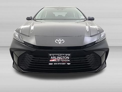 Used 2026 Toyota Camry LE FWD image 10