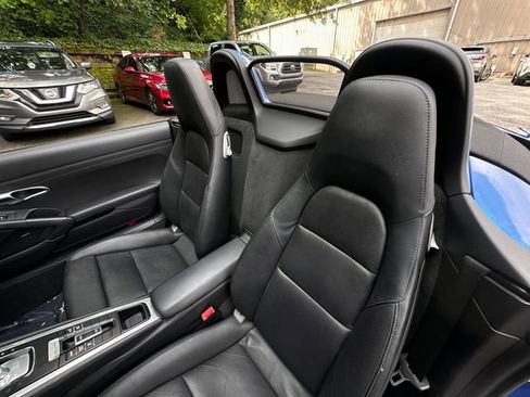 Used 2016 Porsche Boxster S image 23
