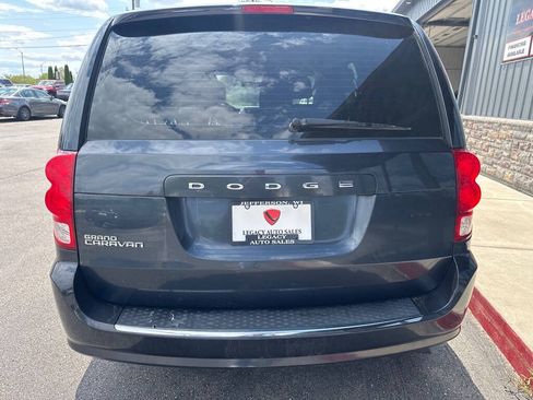 Used 2014 Dodge Grand Caravan American Value Package FWD image 4