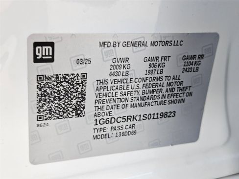 New 2025 Cadillac CT4 Sport image 32