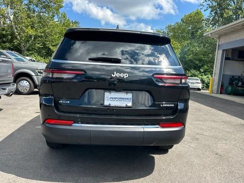Used 2024 Jeep Grand Cherokee L Laredo AWD/4WD image 14
