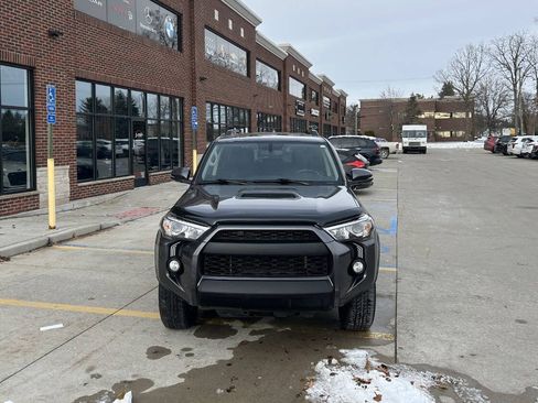 Used 2016 Toyota 4Runner Trail Premium image 3