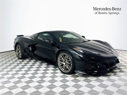 Used 2024 Chevrolet Corvette Z06 w/ Stealth Interior Trim Package RWD image 1