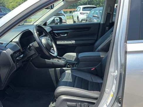 Used 2025 Honda CR-V EX-L image 9