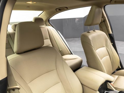 Used 2017 Honda Accord EX-L image 38