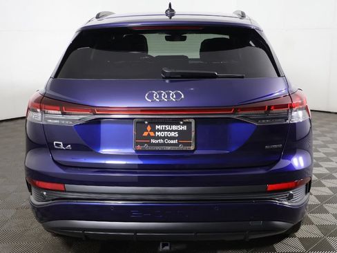 Used 2024 Audi Q4 e-tron Premium Plus AWD/4WD image 15