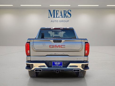 Used 2023 GMC Sierra 1500 SLT w/ SLT Premium Plus Package image 4