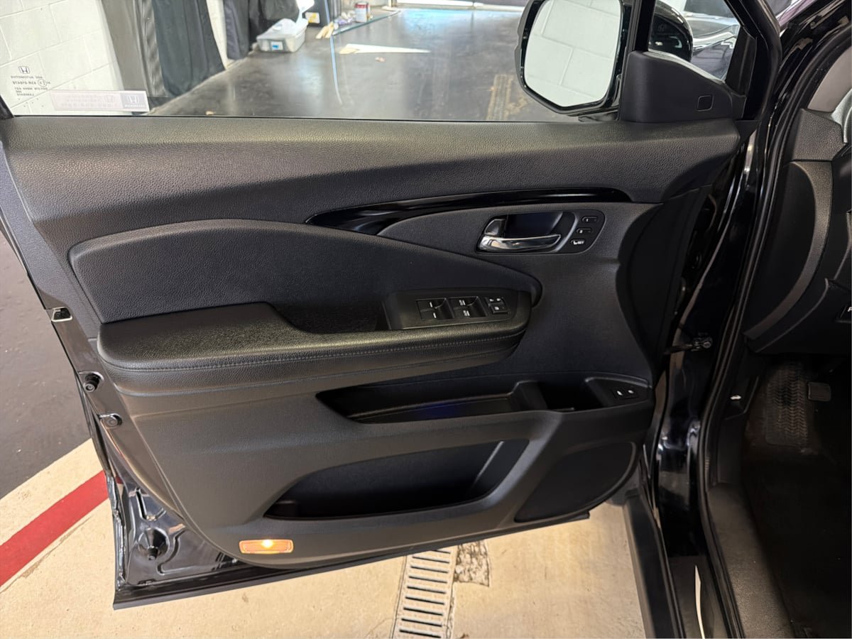 Used 2020 Honda Pilot Touring image 22