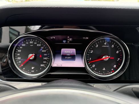 Used 2018 Mercedes-Benz E 300 image 40
