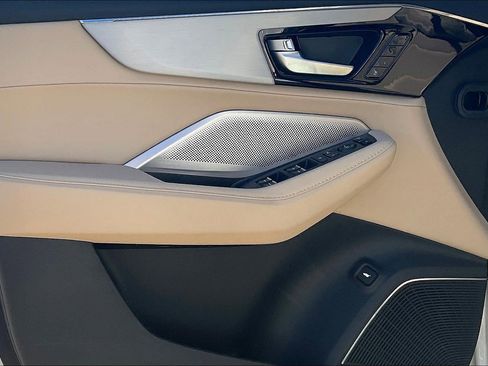 Used 2025 Acura MDX w/Technology Package image 21