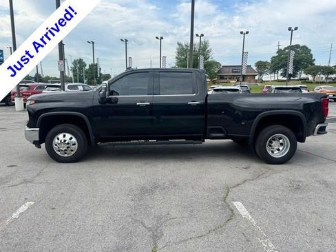 Used 2026 Chevrolet Silverado 3500 LTZ w/ LTZ Plus Package AWD/4WD image 8