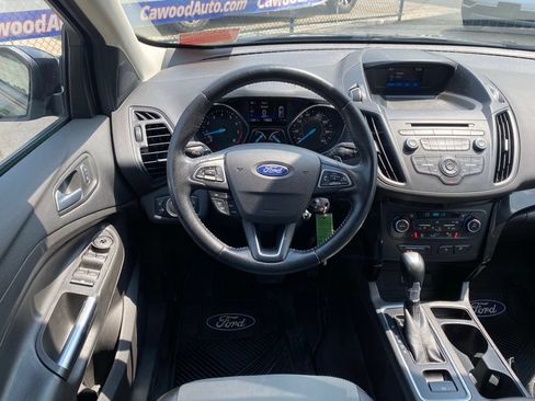 Used 2018 Ford Escape SE w/ SE Sport Appearance Package AWD/4WD image 19