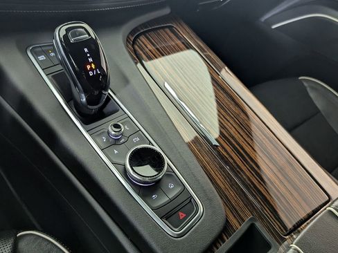 Used 2021 Cadillac Escalade Premium Luxury w/ Driver Assist Tech Package image 20