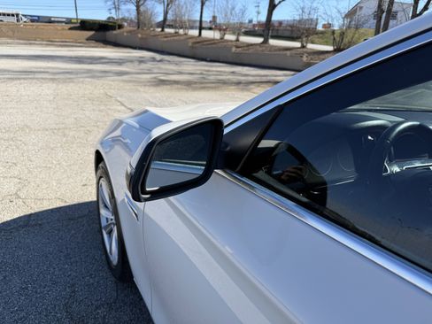 Used 2015 BMW 528i Sedan image 11