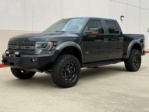 Used 2014 Ford F150 Raptor w/ Equipment Group 801A Luxury AWD/4WD image 2
