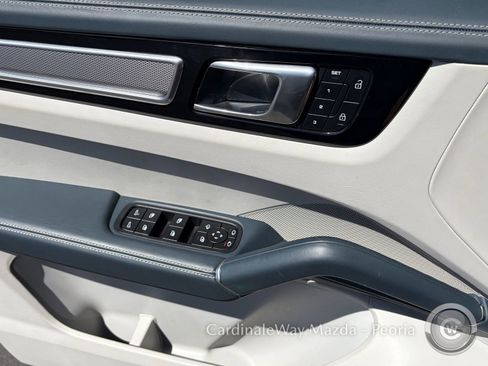 Used 2022 Porsche Cayenne S Platinum AWD/4WD image 25