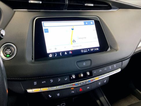 Used 2023 Cadillac XT4 Premium Luxury AWD/4WD image 6