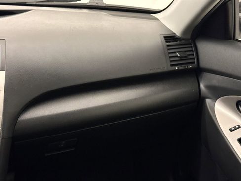 Used 2010 Toyota Camry SE FWD image 16