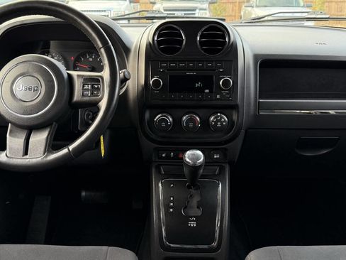 Used 2011 Jeep Patriot Latitude image 20
