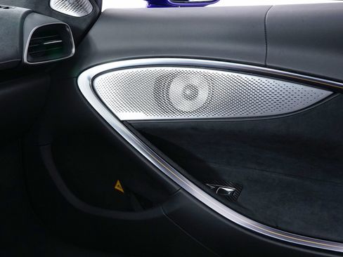 New 2025 McLaren Artura Spider RWD image 24