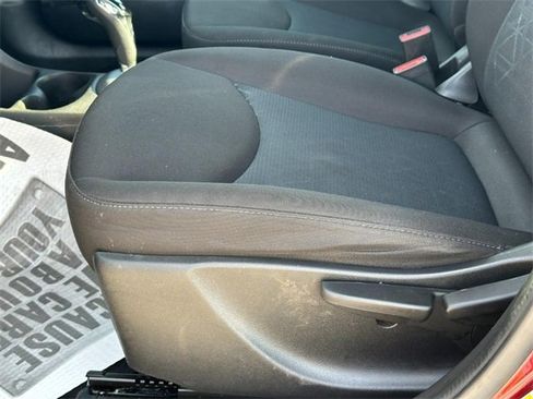 Used 2022 Chevrolet Spark LT image 17