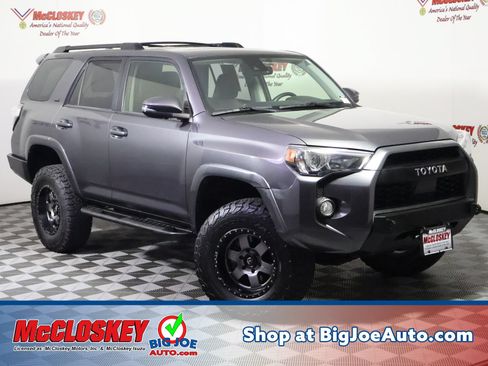 Used 2020 Toyota 4Runner SR5 Premium w/ Moonroof Package AWD/4WD image 1