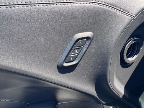 Used 2022 Dodge Challenger R/T Scat Pack RWD image 19