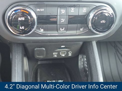 Certified 2022 Chevrolet TrailBlazer RS w/ Technology Package FWD image 29