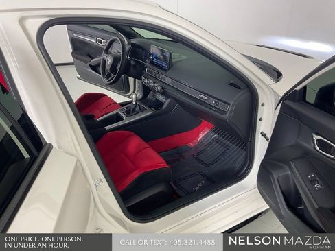 Used 2025 Honda Civic Type R image 14