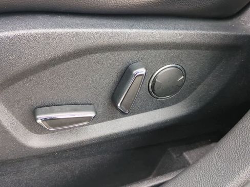 Used 2015 Ford Edge Titanium w/ Equipment Group 301A image 16