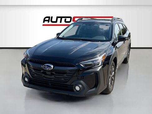 Used 2025 Subaru Outback Onyx Edition XT image 3