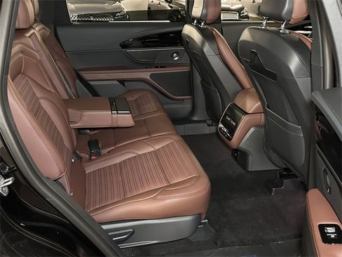 New 2026 Lincoln Nautilus Reserve image 11