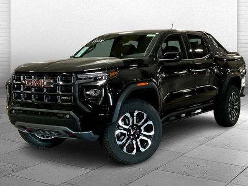 New 2025 GMC Canyon AT4 w/ Nightfall Edition image 9