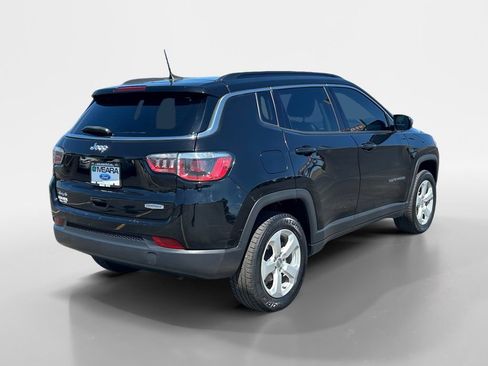 Used 2019 Jeep Compass Latitude w/ Popular Equipment Group AWD/4WD image 6