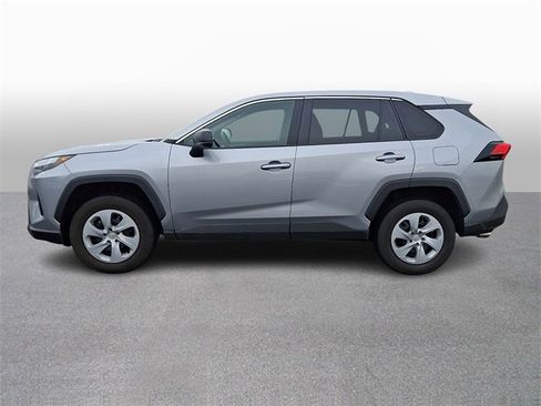 Used 2025 Toyota RAV4 LE image 7