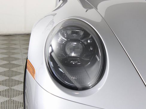 Used 2025 Porsche 911 Turbo S image 11