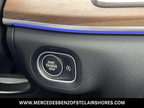 New 2025 Mercedes-Benz GLS 450 4MATIC image 30